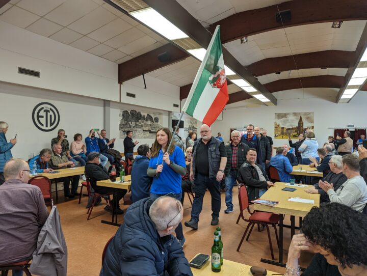 PXL 20221105 110238408