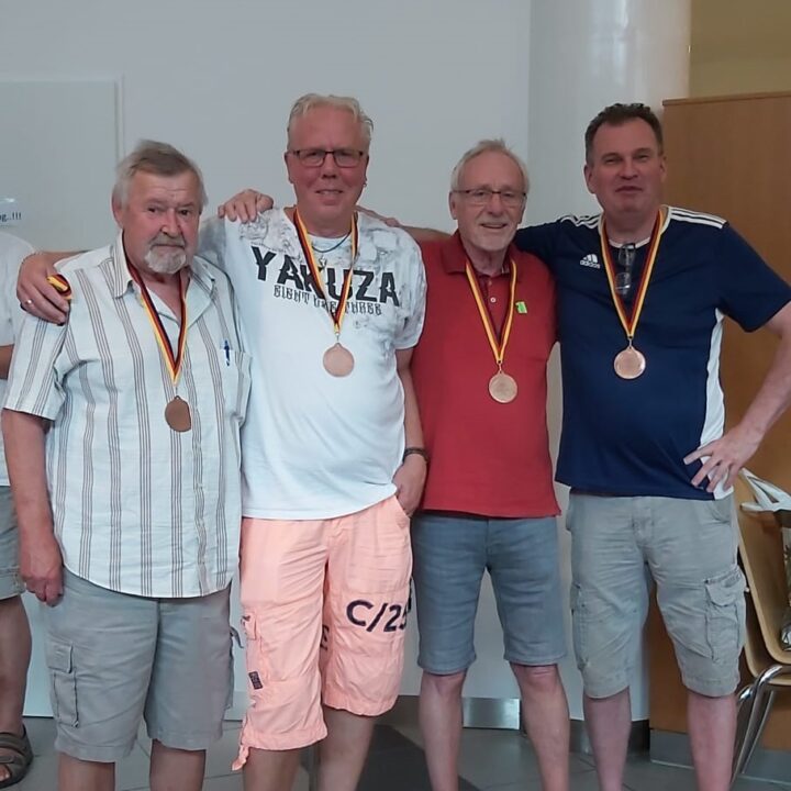 Platz 3 1. Heider SKC