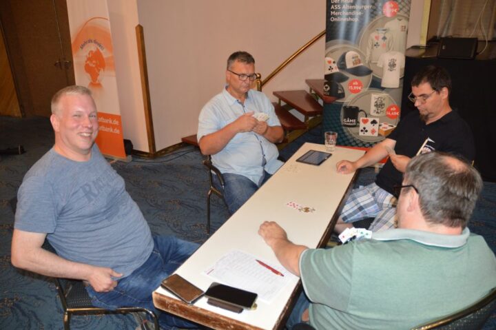 Herren Serie 2 Tisch 1