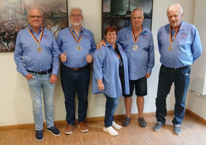 Platz 2 Alle Asse Bünde II