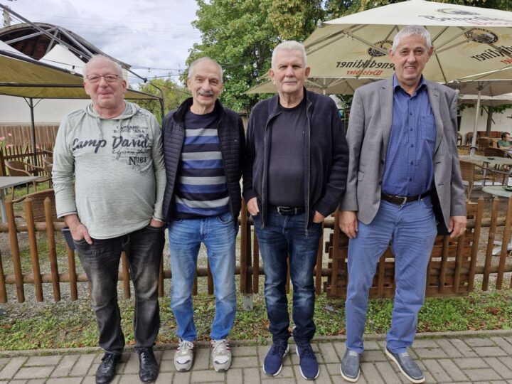 Platz 6 Reizker Paradise Village